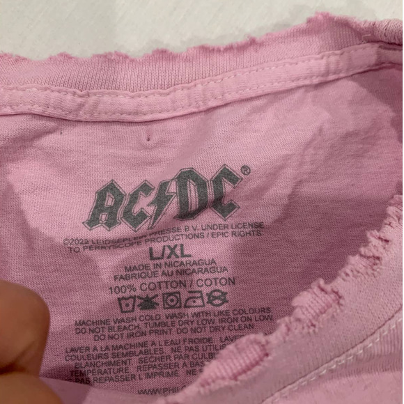 ACDC Pink Graphic Tee Fly Raw Cut Hem Size L/XL new - Picture 4 of 10